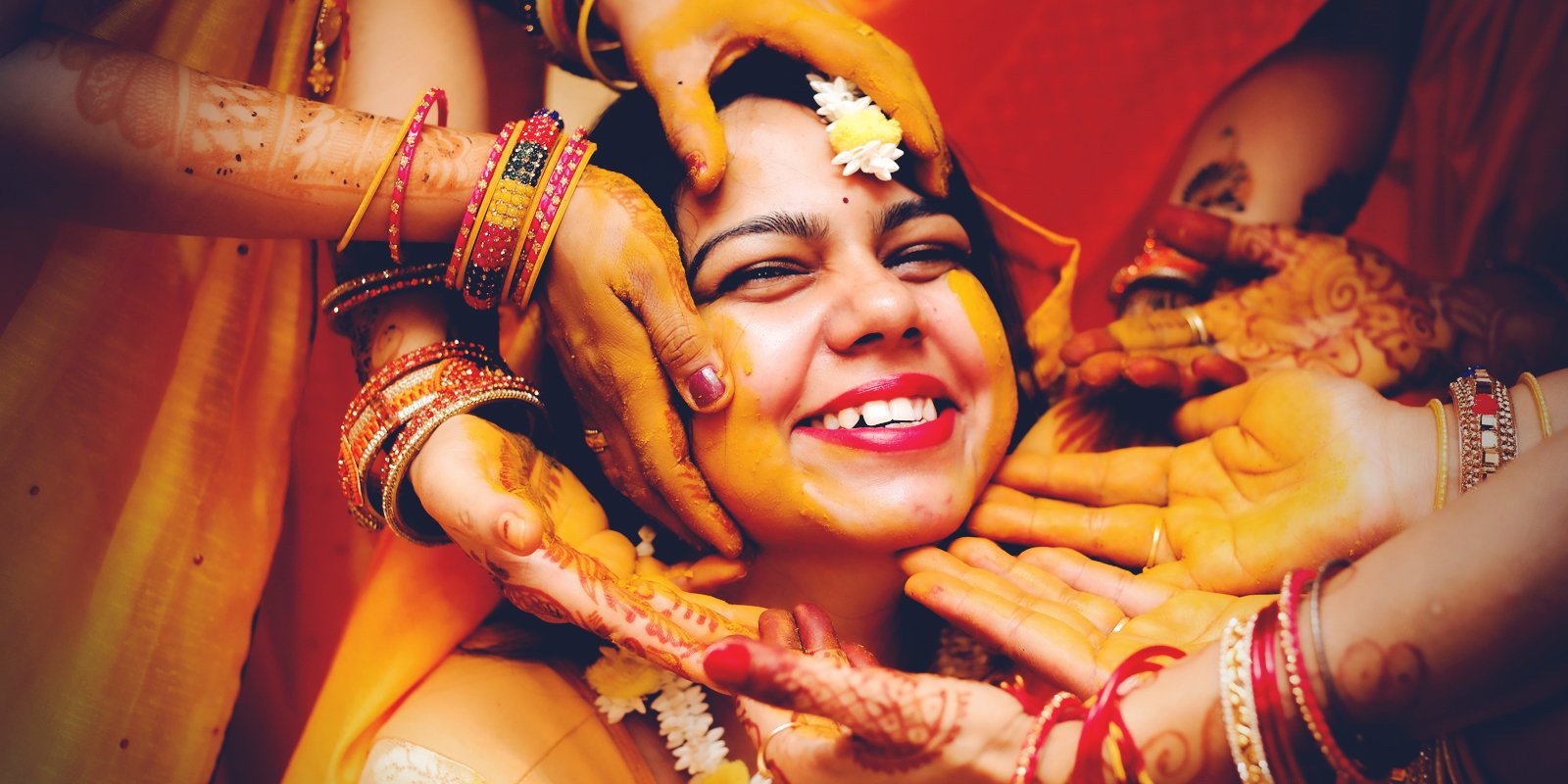 Indian Weddings and the Tradition of Giving Gold Article Desktop Image 6